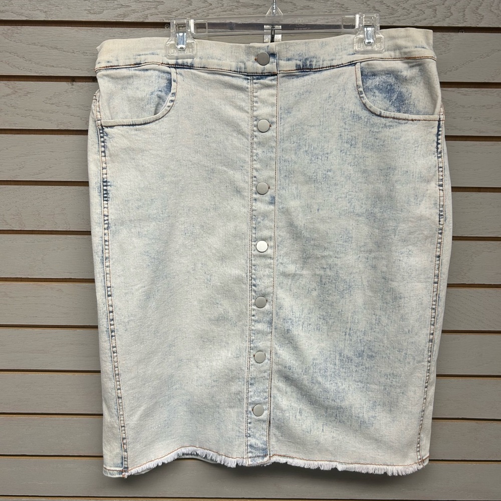 The Nines Denim Distressed Button-Front Skirt 1X